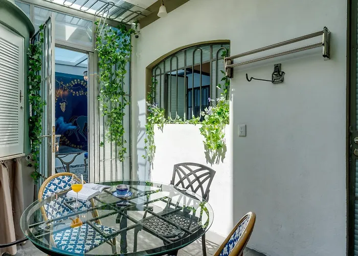 The Condesa House Guest house